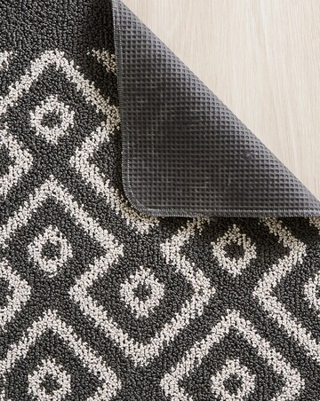 Geo Stain Resistant Cosy Runner