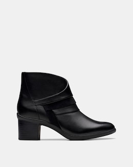 Clarks Shaya Sky Leather Boot Wide Fit