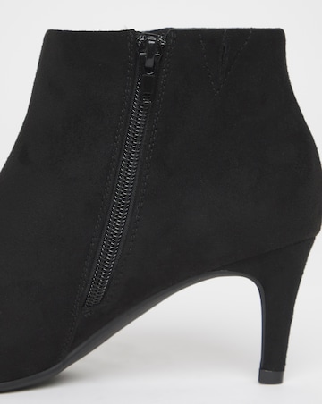 Cairns Kitten Heel Pointed Toe Ankle Boot - Wide Fit (E)
