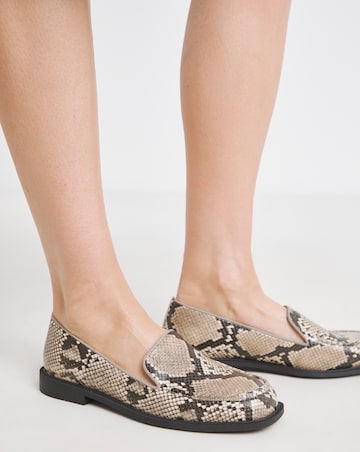 Lava Classic Slipper Cut Loafer - Wide Fit (E)