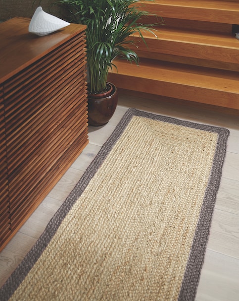 Jute Border Runner