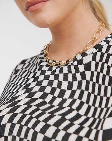 Checkerboard Print Plisse T-Shirt Midi Dress