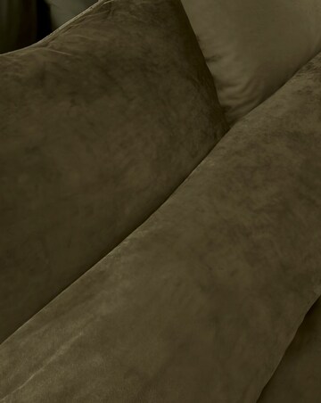 Catherine Lansfield Kingsley Matt Velvet Duvet Set