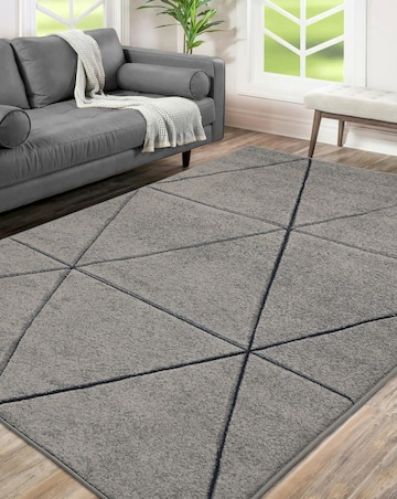 Sara Carved Triangle Rug