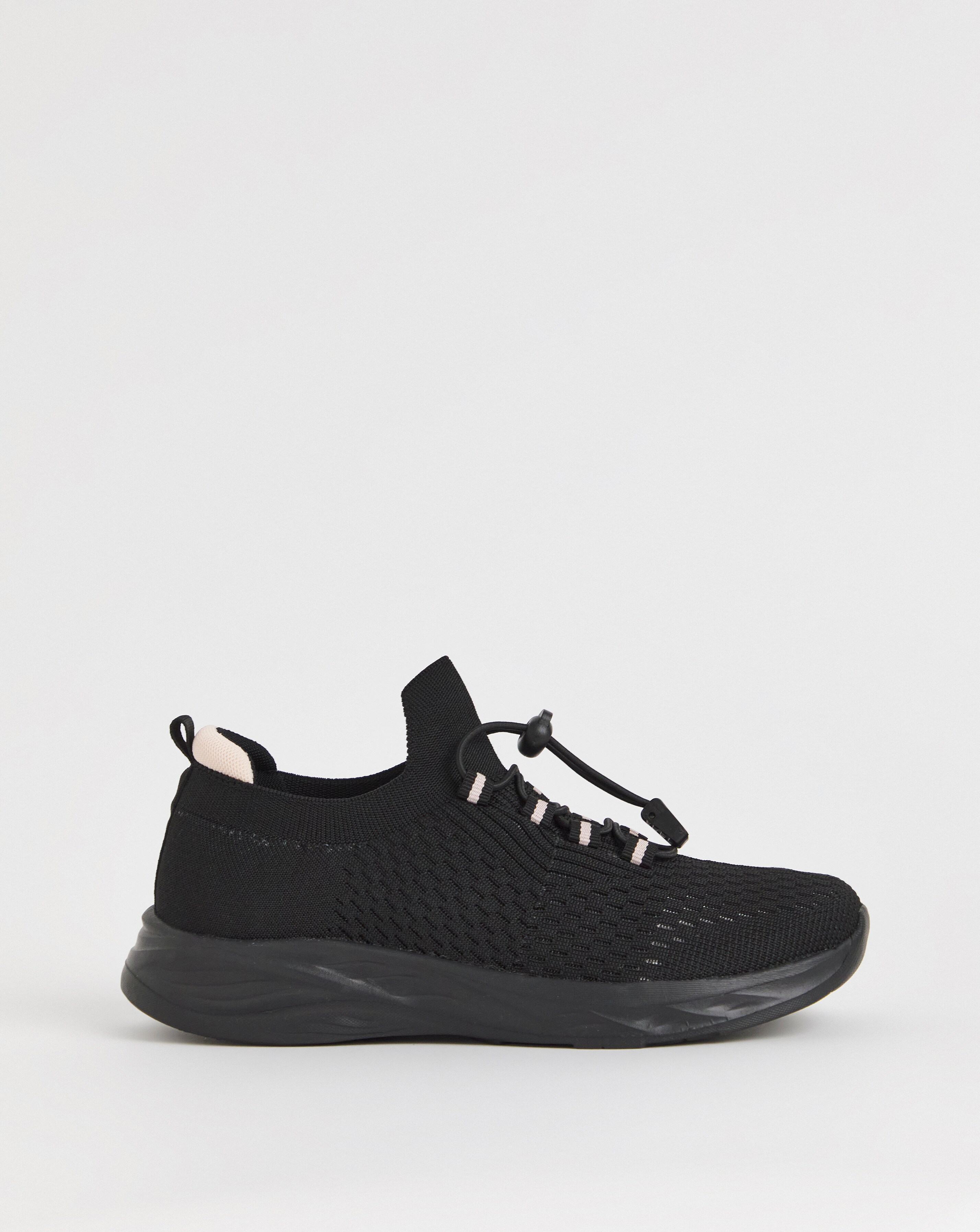 Cushion Walk Arch Support Toggle Trainers E Fit