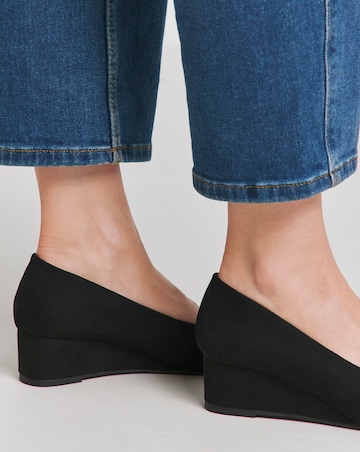Valentina Low Wedge Court Shoe Wide E Fit