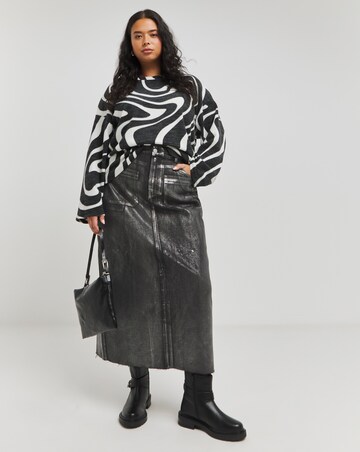Mono Print Soft Touch Printed Top