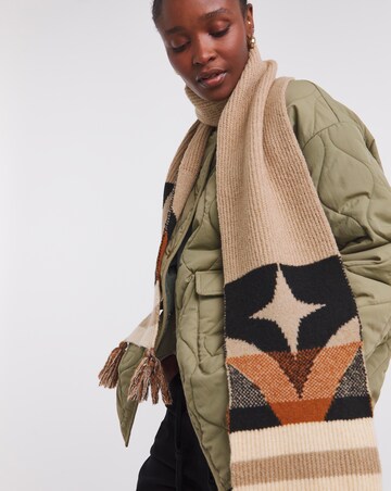 Aztec Pattern Knitted Scarf