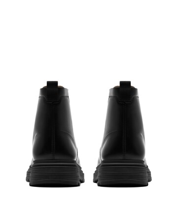 Clarks Badbury Hi Wp Boots - Black Leather
