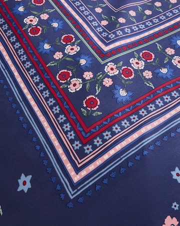 Julipa Ingrid Floral Border Cotton Blend Reversible Duvet Set