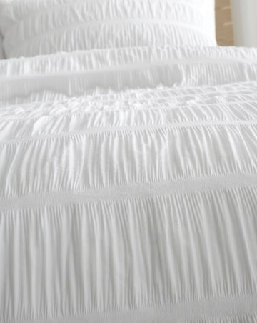 Catherine Lansfield Seersucker Duvet Cover Set