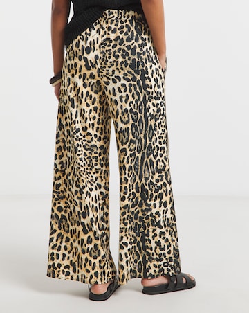 Leopard Print Drawcord Waist Wide Leg Trouser