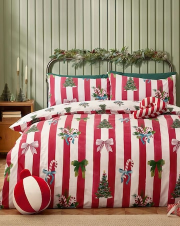 Catherine Lansfield Christmas Stripe Duvet Set