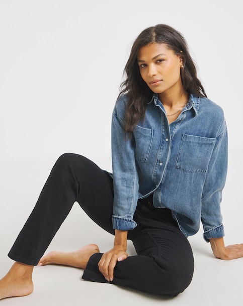 24/7 Black Wash Boyfriend Jeans