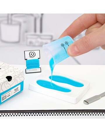 MGA's Miniverse - Make It Mini Sneakers