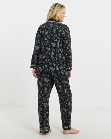 Pretty Secrets Christmas Print Revere Pyjama Set
