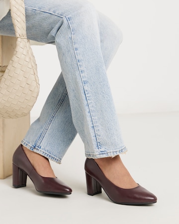 Dorothy Comfort Flexible Court Shoe - Extra Wide Fit (EEE)