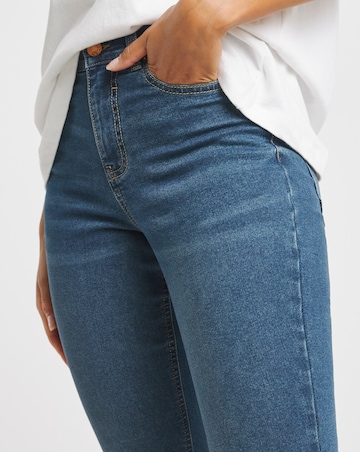 Mid Wash 24/7 Flare Jeans
