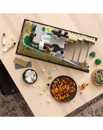 LEGO Architecture Neuschwanstein Castle Collectible Model Kit Building Set 21063