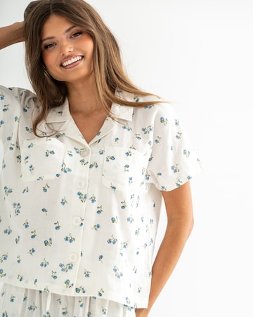 Pour Moi Cloth Revere Collar Shirt And Cropped Trousers PJ Set