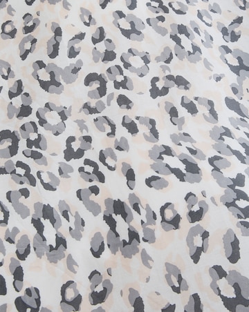 Roar Leopard Cotton Blend Reversible Duvet Cover Set