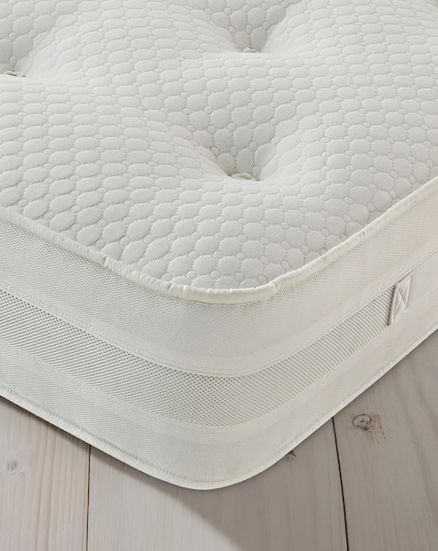 Silentnight 1000 Pocket Ortho Mattress - Medium Firm