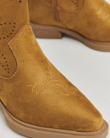 Atlanta Laser Cut Detailing Western Boot - Wide Fit (E)