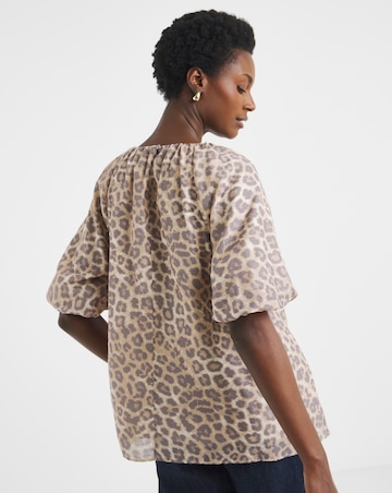 Short Bubble Sleeve Top