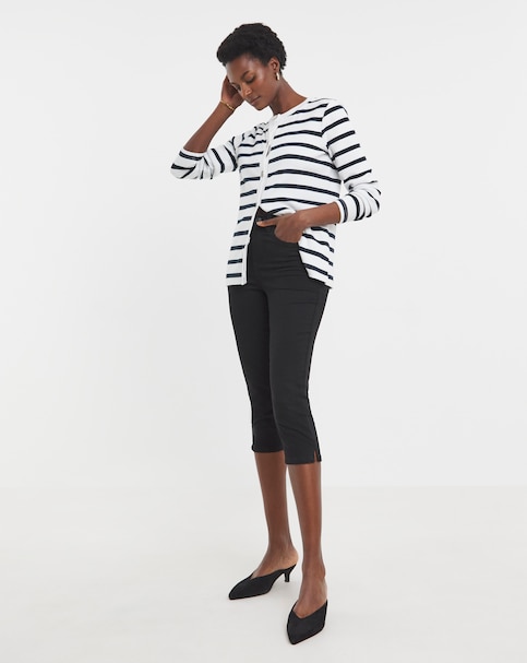 Black Denim Capri Jeans