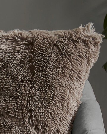 Catherine Lansfield Shaggy Fleece Cushion