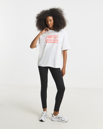 New Balance Sport Graphic Oversized T-Shirt