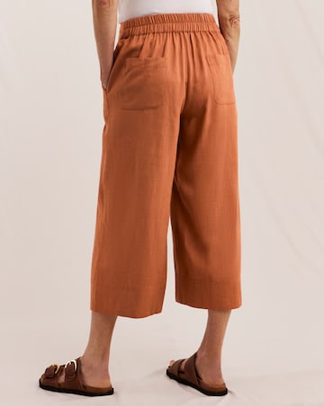 Julipa Cropped Linen Trousers