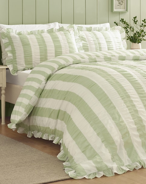 Catherine Lansfield Seersucker Frill Stripe Duvet Cover Set