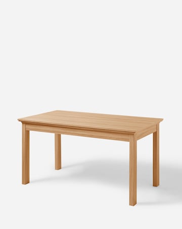Julipa Ashford Dining Table with 4 Everly Chairs