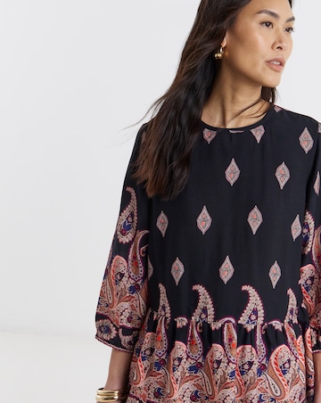 Border Print Peplum Top