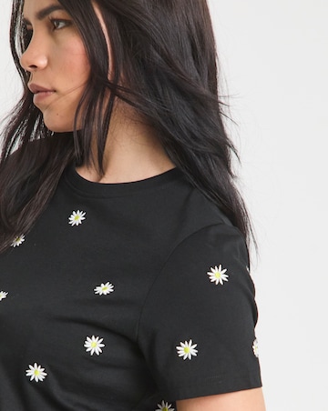 Simply Be Black Ditsy Daisy Embroidery T-Shirt
