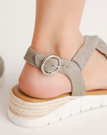Beau Leather Crossover Sandal Extra Wide EEE Fit