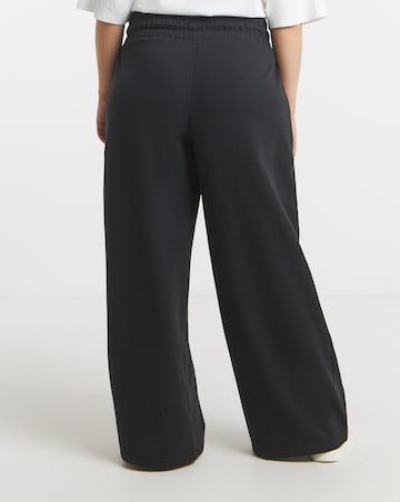Black True Wide Leg Jogger