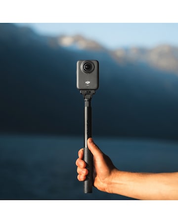 DJI Osmo 360 Adventure Combo