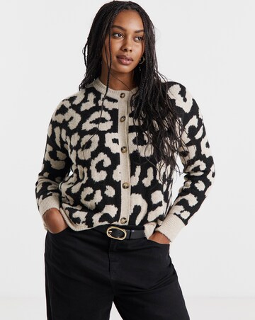 Cosy Yarn Leopard Print Crew Neck Cardigan