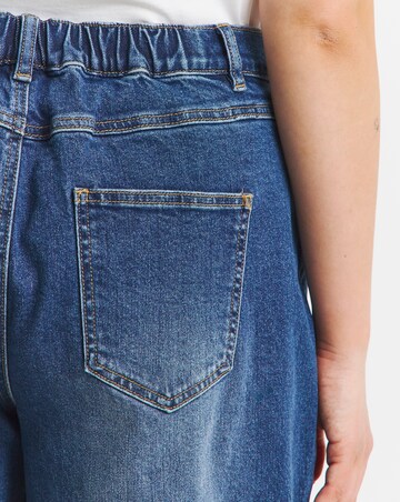 Mid Wash Cropped Barrel Jeans