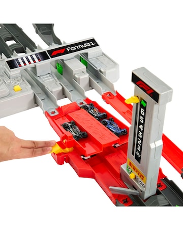 Hot Wheels Racing Grand Prix Track Set