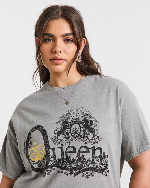 Simply Be Washed Grey Queen License T-Shirt