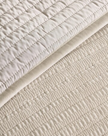 Catherine Lansfield Velvet Pinsonic Bedspread