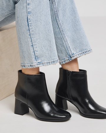 Loise Block Heel Ankle Boots Extra Wide EEE Fit