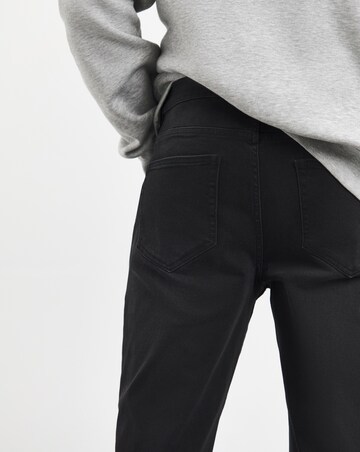 Tapered Fit Stretch Jeans Blackwash