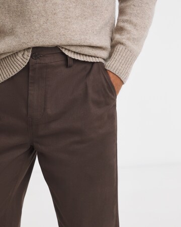 Tapered Fit Chino