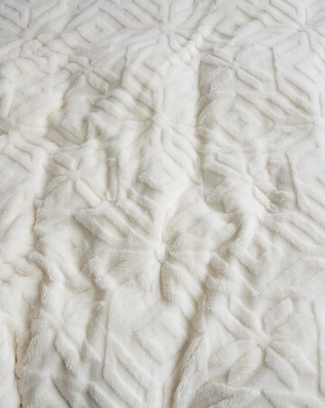 Tufted Winter Snowflake Fleece Duvet Cover Set