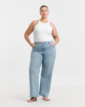 Light Wash 24/7 Stretch Wide Leg Jeans