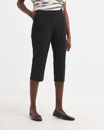 Black Capri Cropped Trousers
